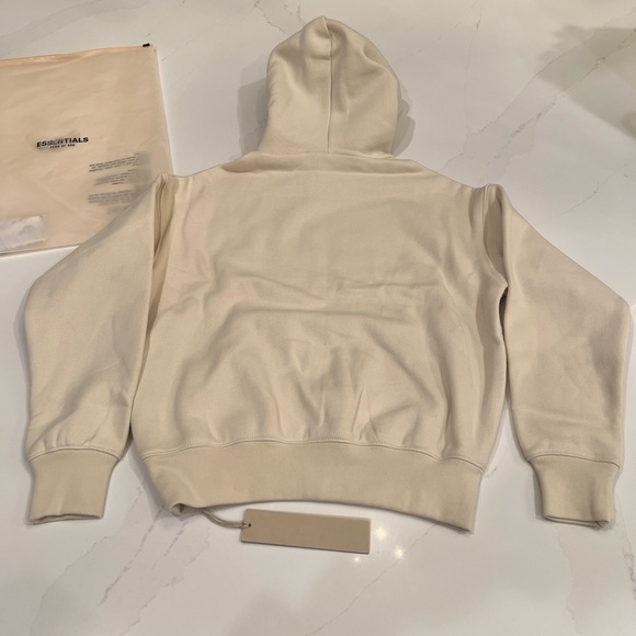 NEW ESSENTIALS FEAR OF GOD KIDS HOODIE SWEATSHIRT | 6/7 SMALL | EGGSHELL CREAM - Picture 9 of 16